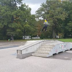 Skateturnier vor dem RED DRAGON.jpg